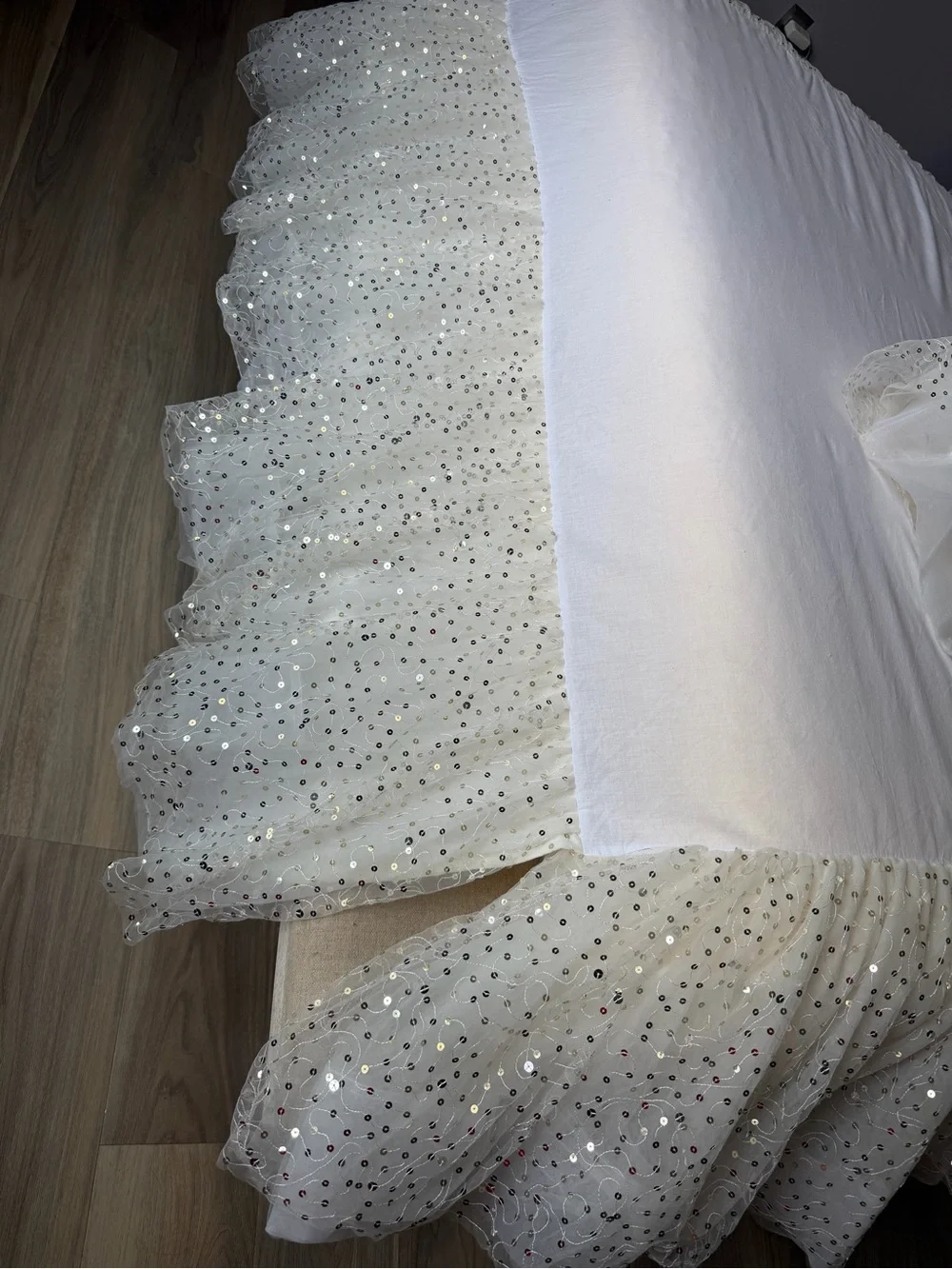 Pottery Barn Kids Fill size Sequin Bed Skirt
